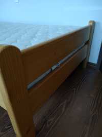łóżko drewniane  sosnowe  200x90