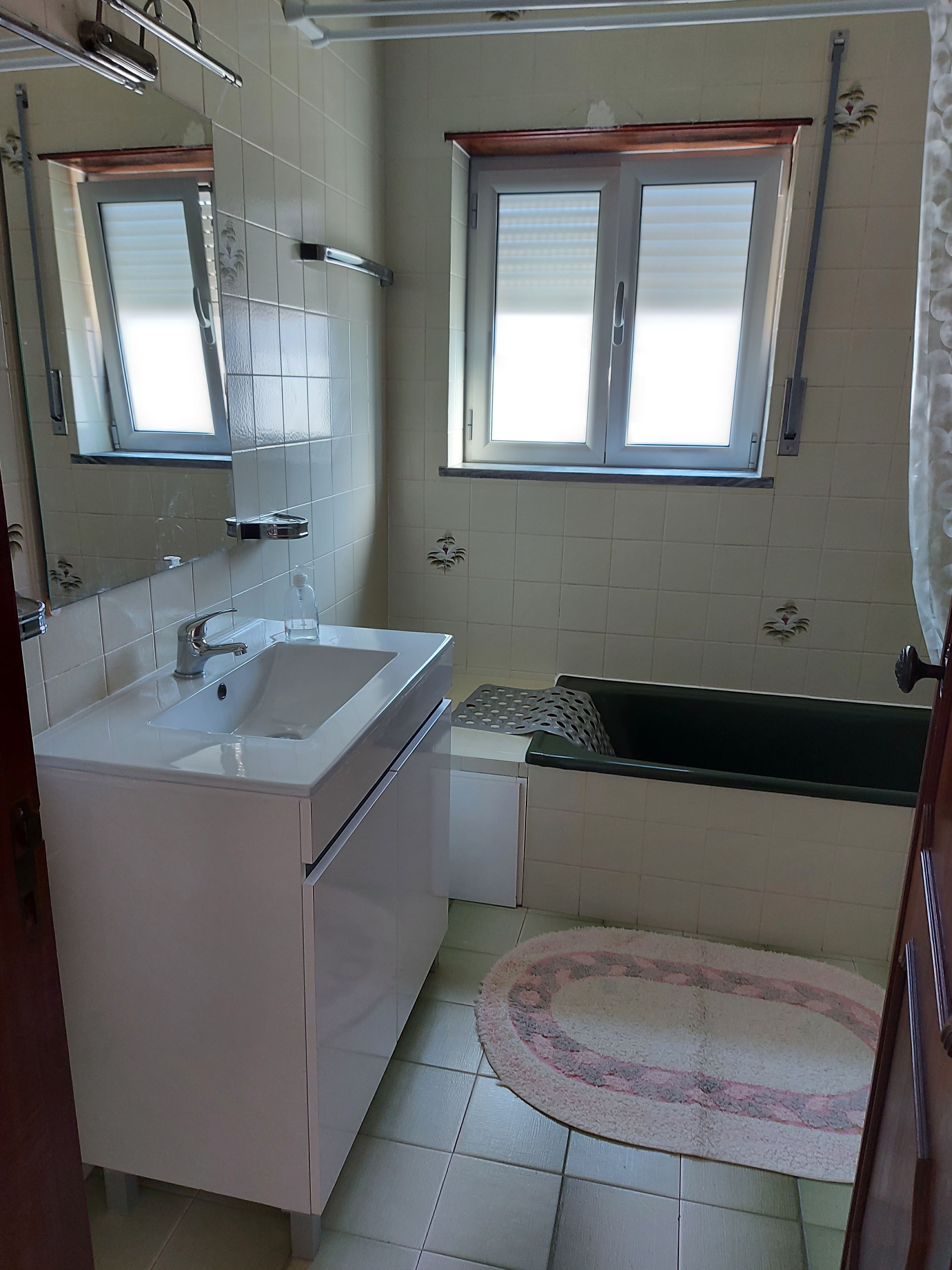 Quarto-Marinha Grande