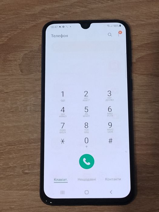 продається телефон samsung galaxy a40