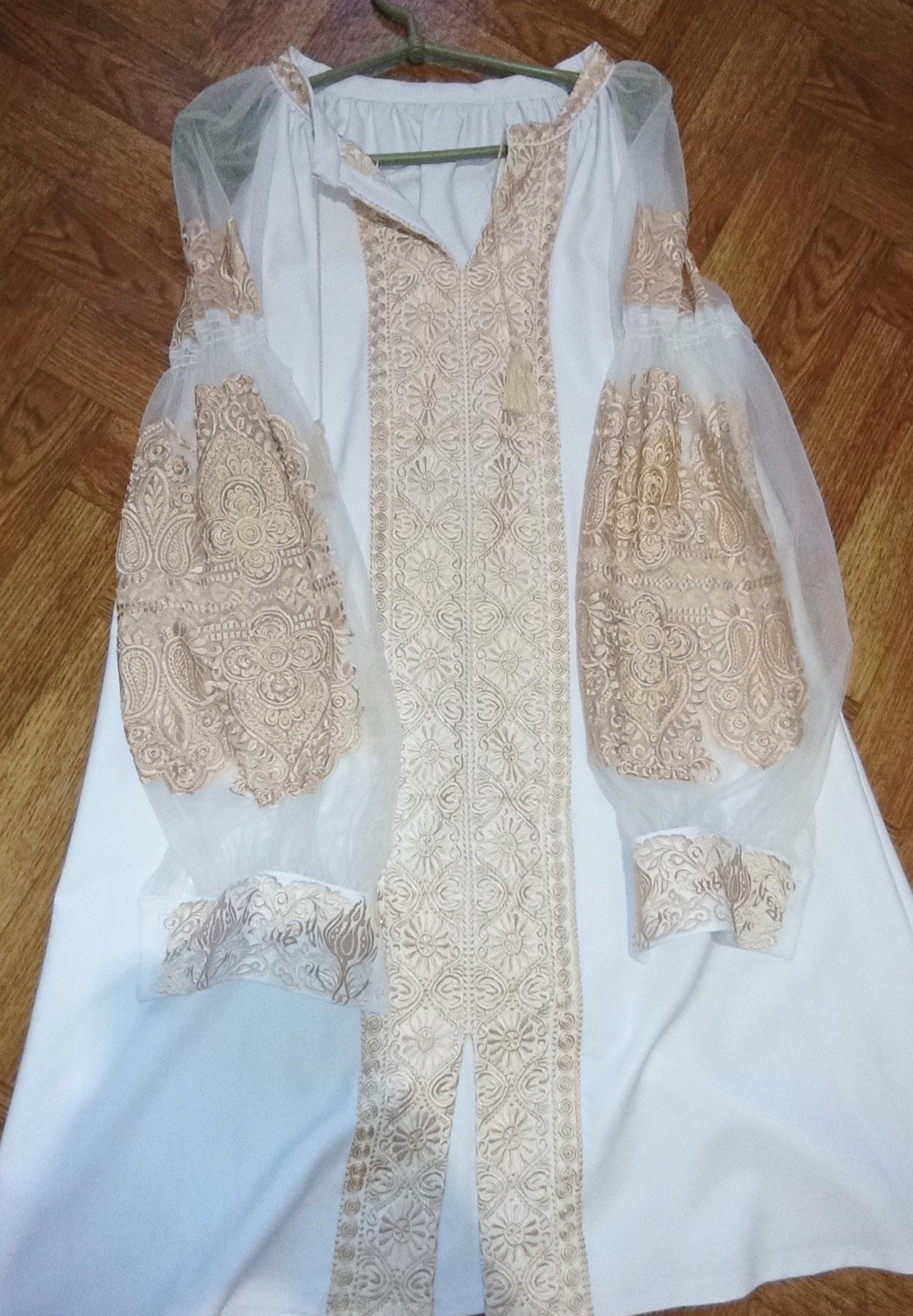 Сукня вишиванка на весілля та свята