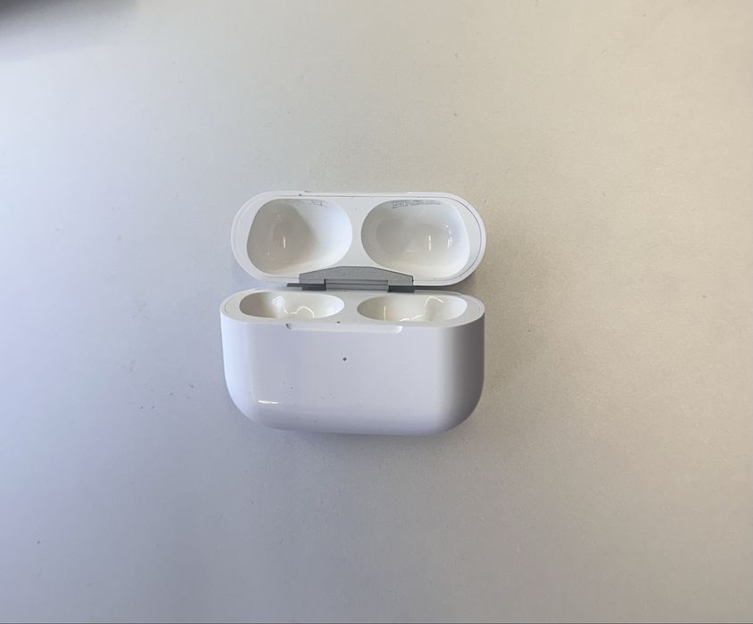 Продам Apple airpods pro 1 кейс box