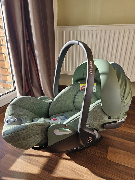 Автокрісло автолюлька cybex cloud T plus (також маю адаптери для balio