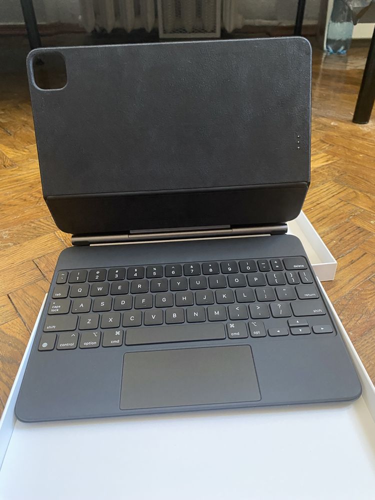 Чохол-клавіатура Apple Magic Keyboard Black for iPad