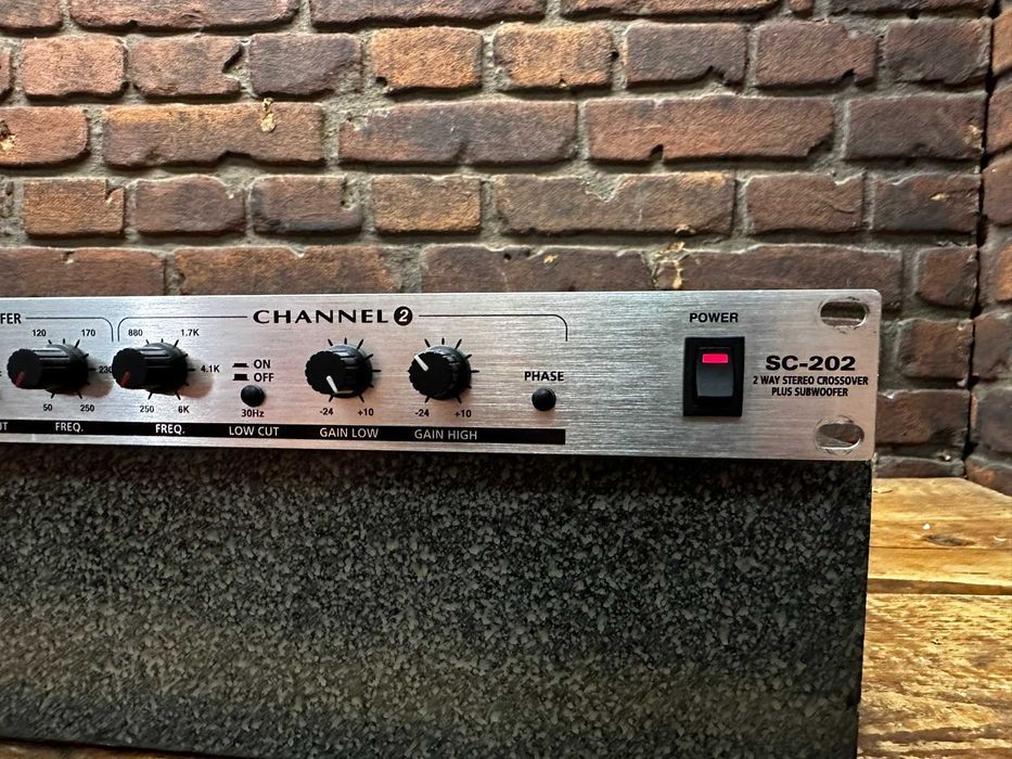 Crossover STX SC-202  rezerwacja