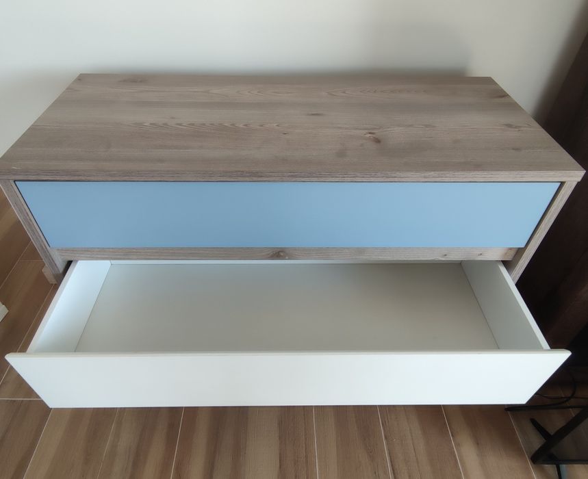 Komoda z 4 szufladami