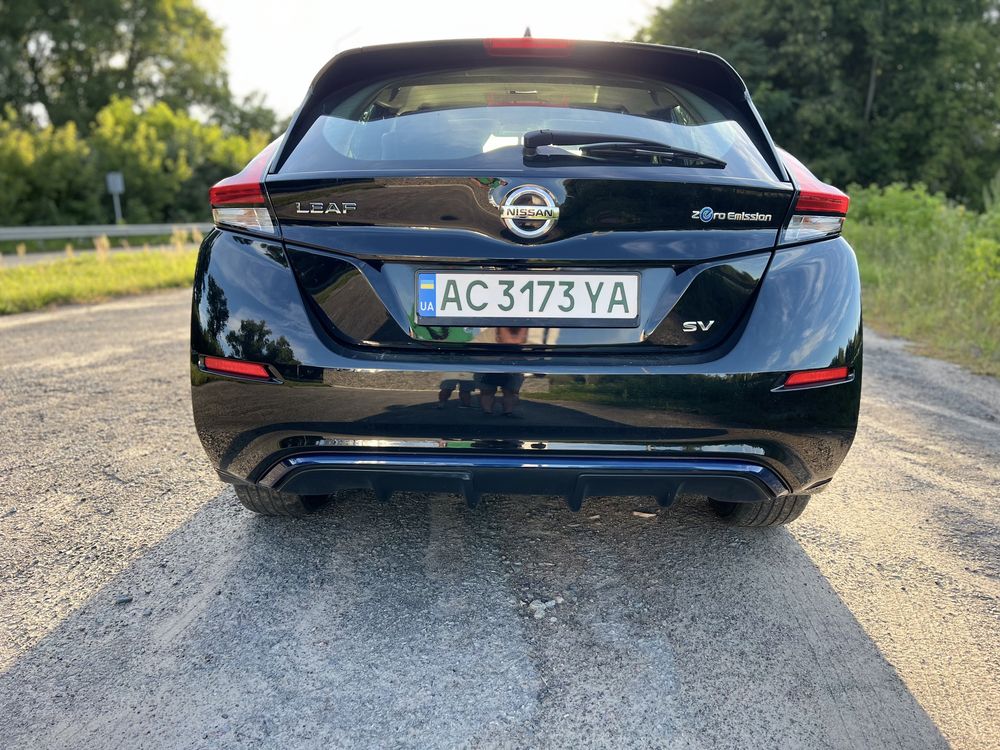 Продам Nissan Leaf 2018