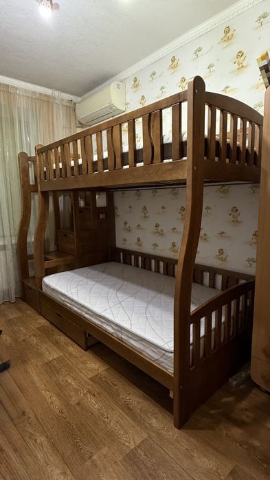 ТЕРМІНОВО ПРОДАМ ліжко дитяче двоярусне
