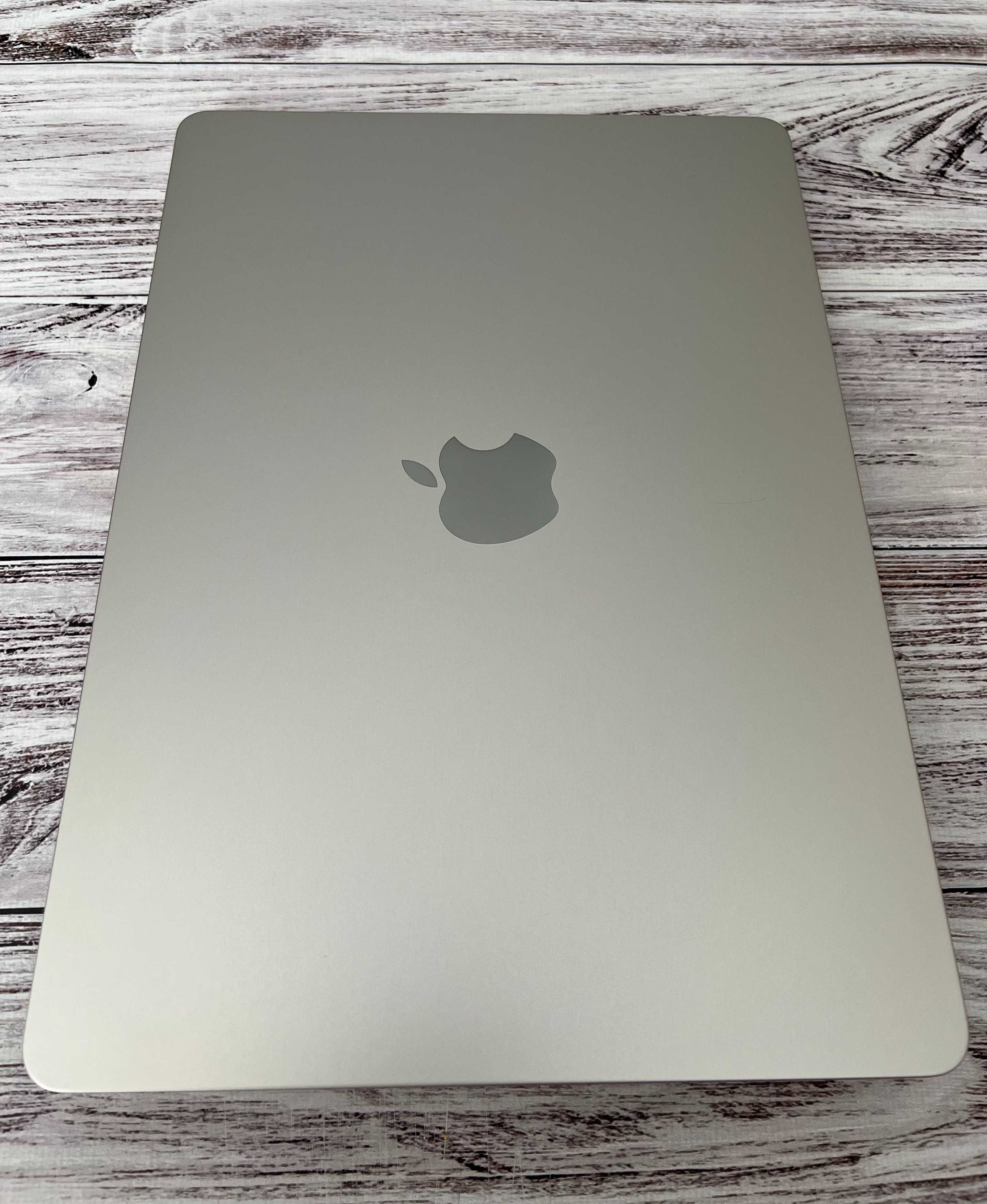 MacBook Air 13'' M4 16/256GB Starlight Open box