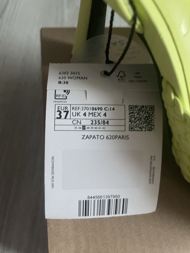 Босоніжки Mango нові 37 розмір