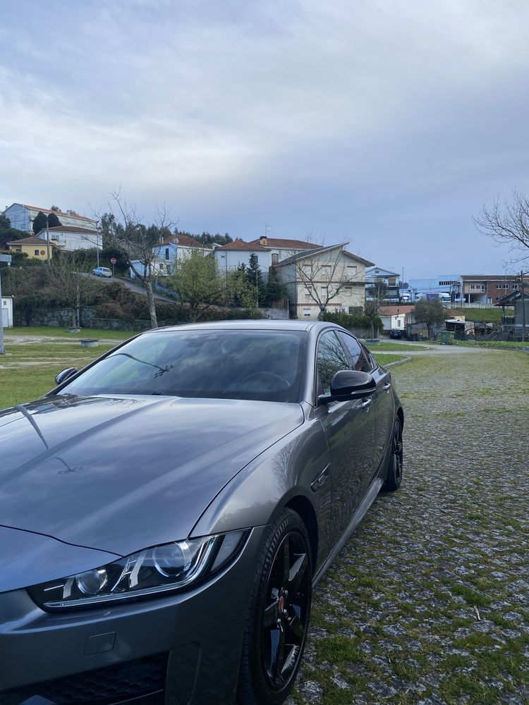 Jaguar XE 2.0 R-Sport 180cv