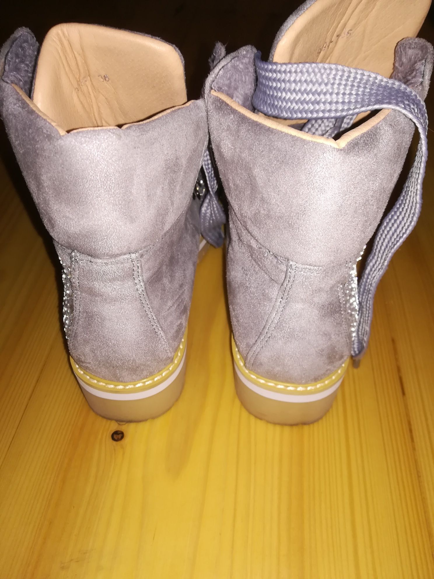 Buty zimowe trapery