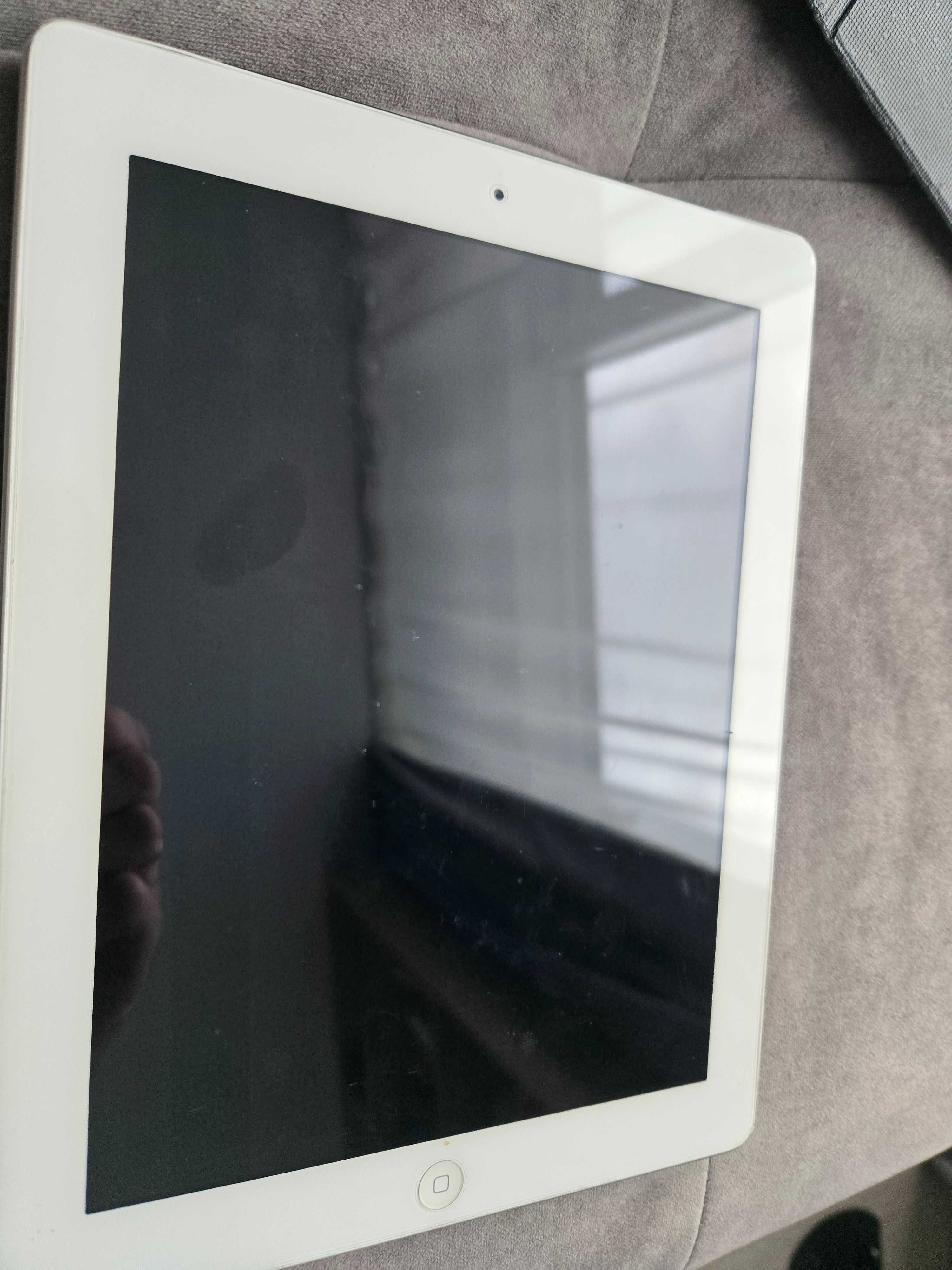 Планшет Apple iPad 4 32Gb WiFi 4G