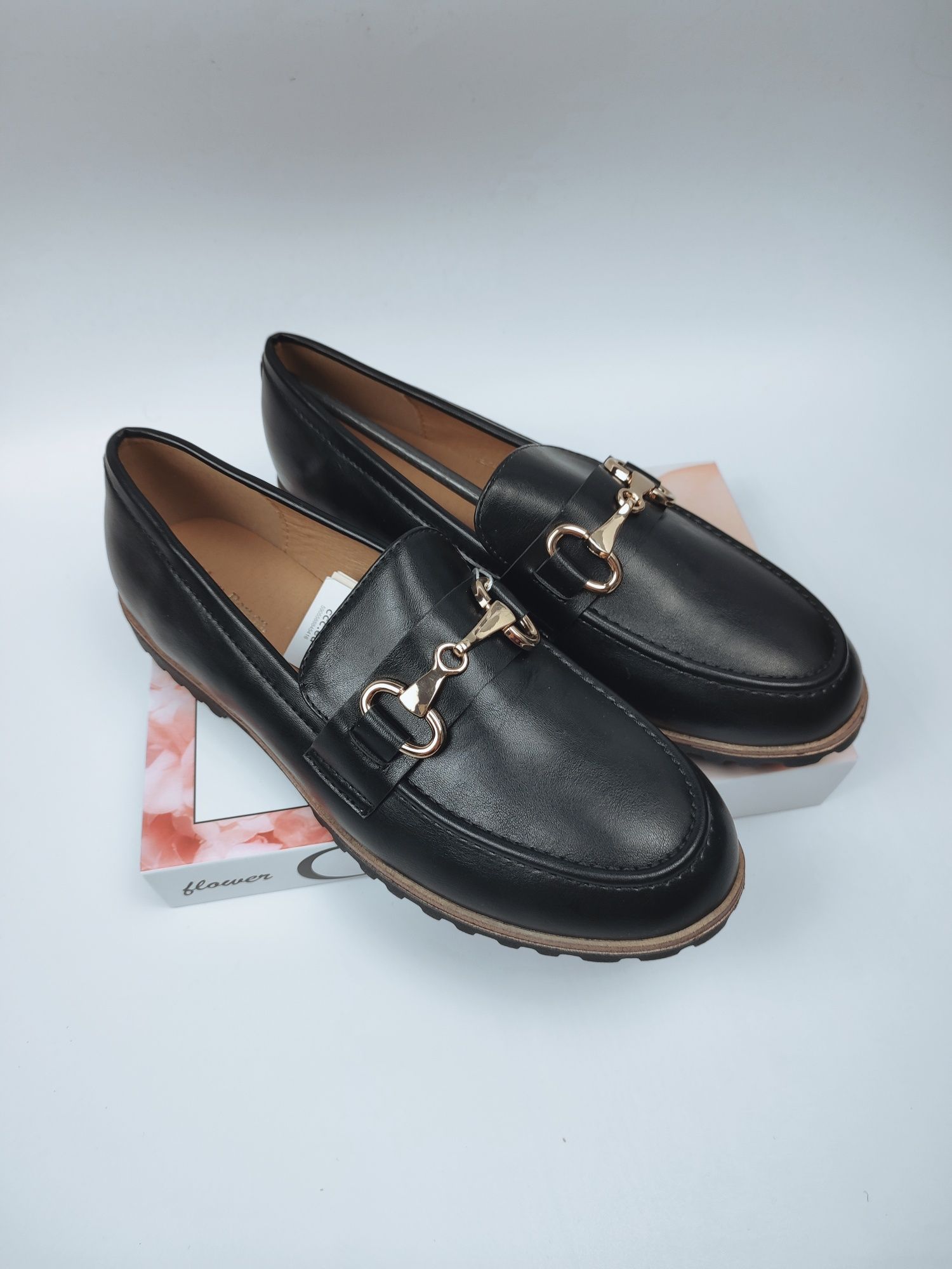Loafersy pantofle mokasyny buty damskie rozmiar 40 ma szczupłą stopę