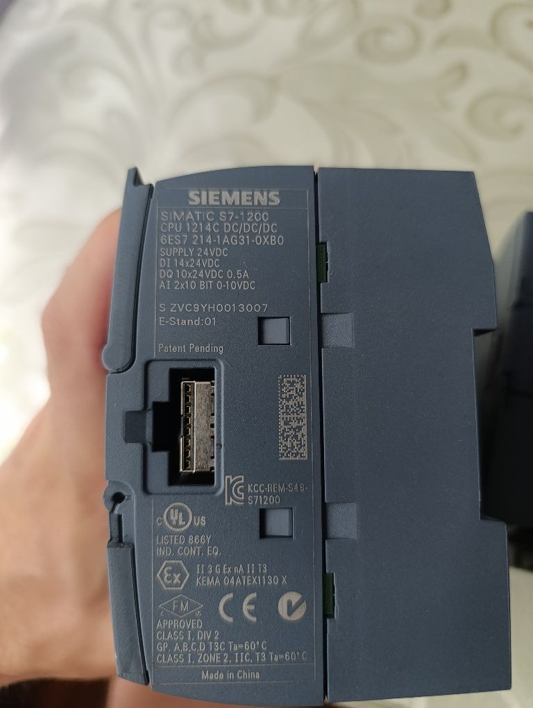 Sterownik Siemens simatic S7-1200 CPU 1214C DC/DC/DC + dwa moduły