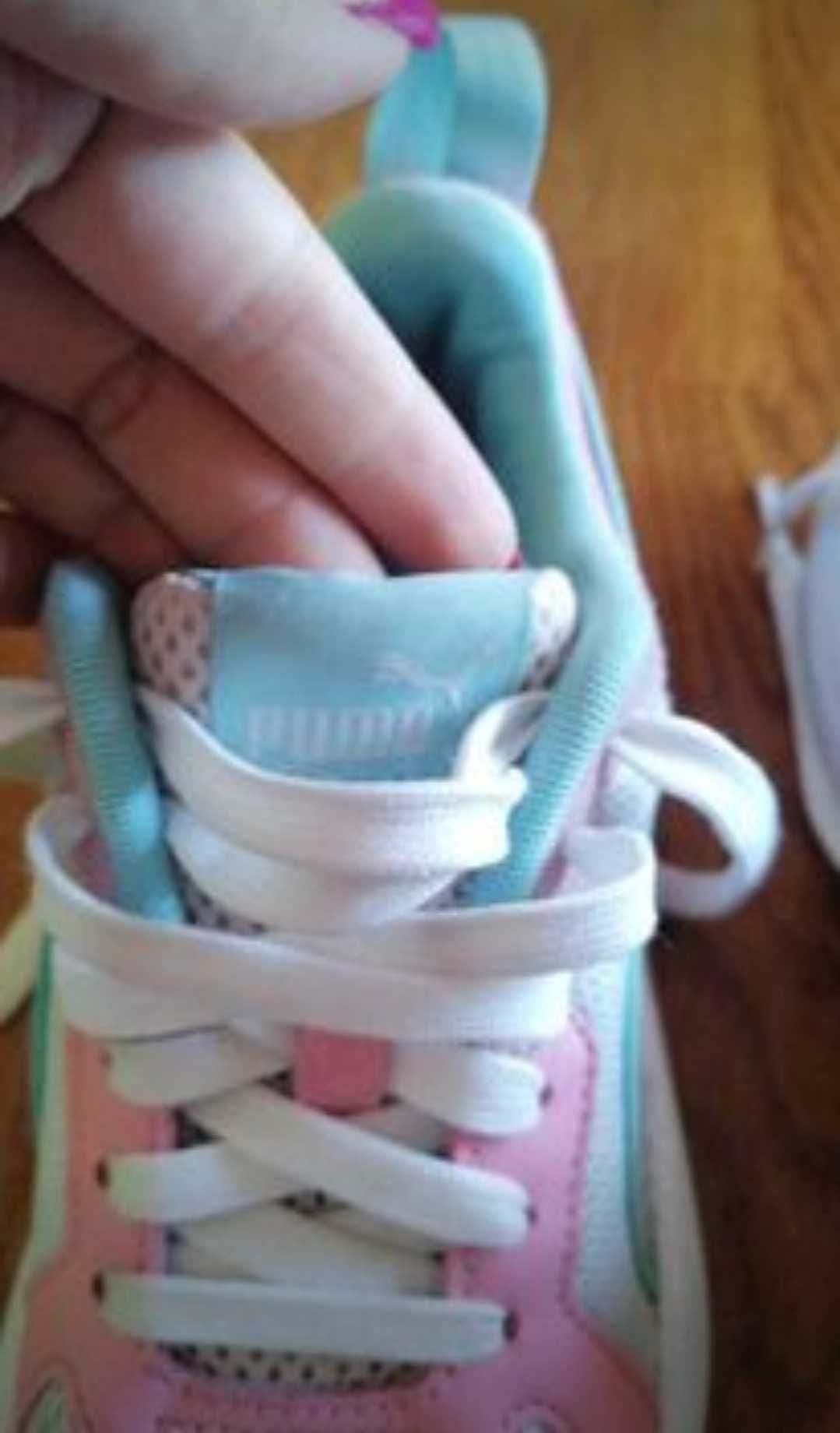 Ténis Puma tamanho 35,5