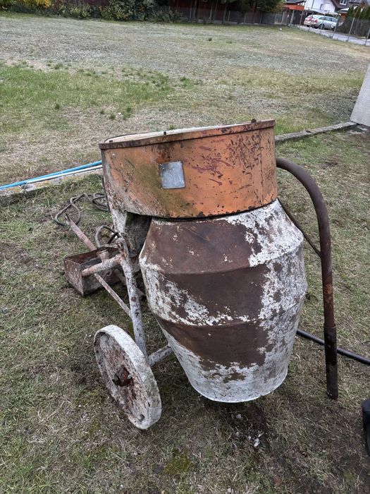 Betoniarka 380V/400V mocna 250l+