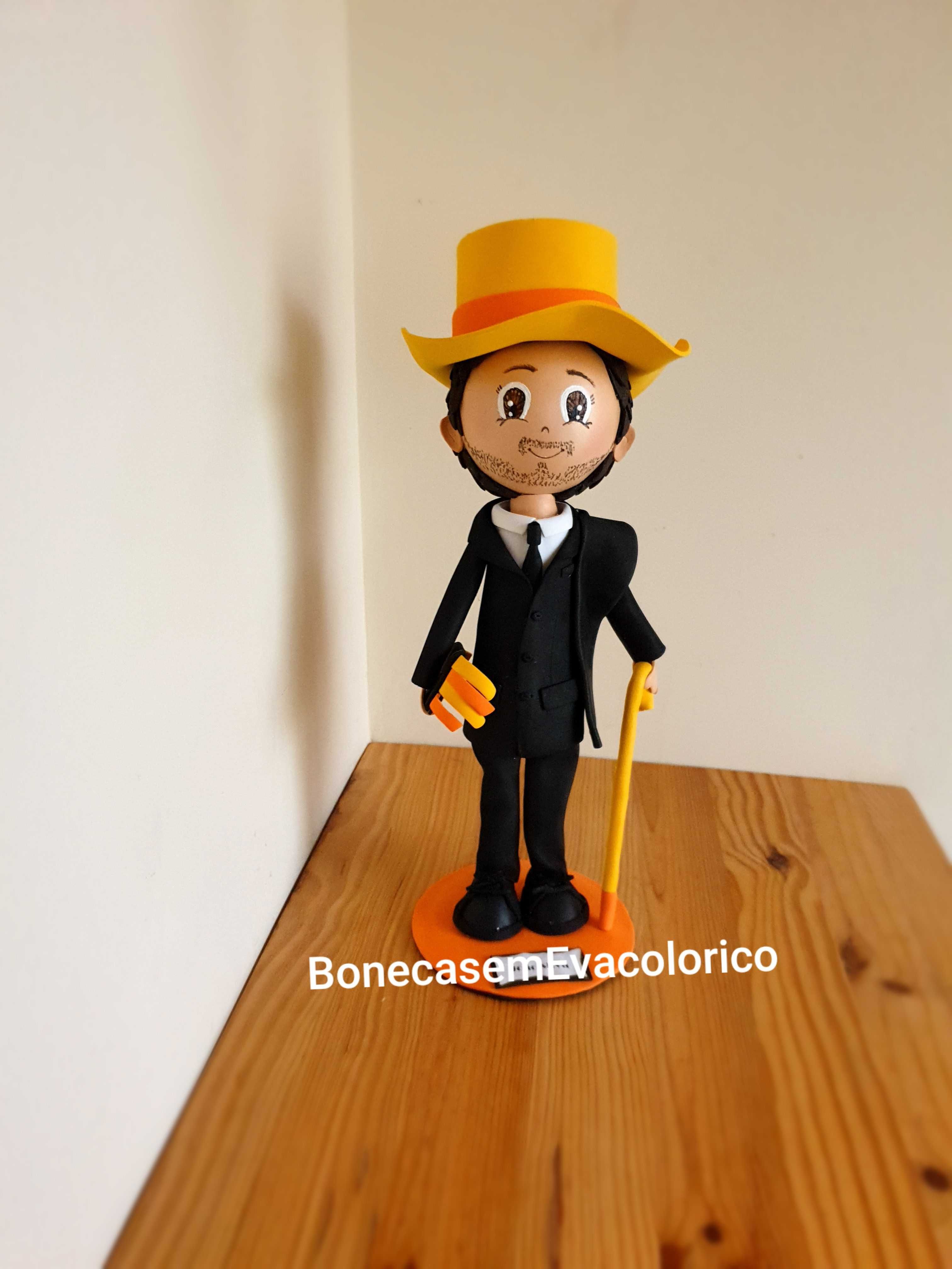 BonecasemEvaColorido personalizadas