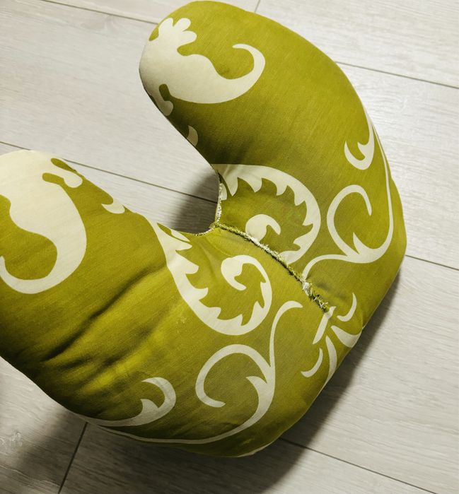 Масажна подушка