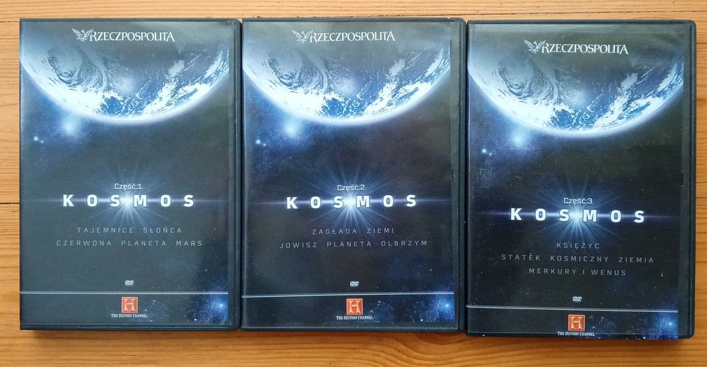 "Kosmos" trzy części na DVD. Stan bardzo dobry.