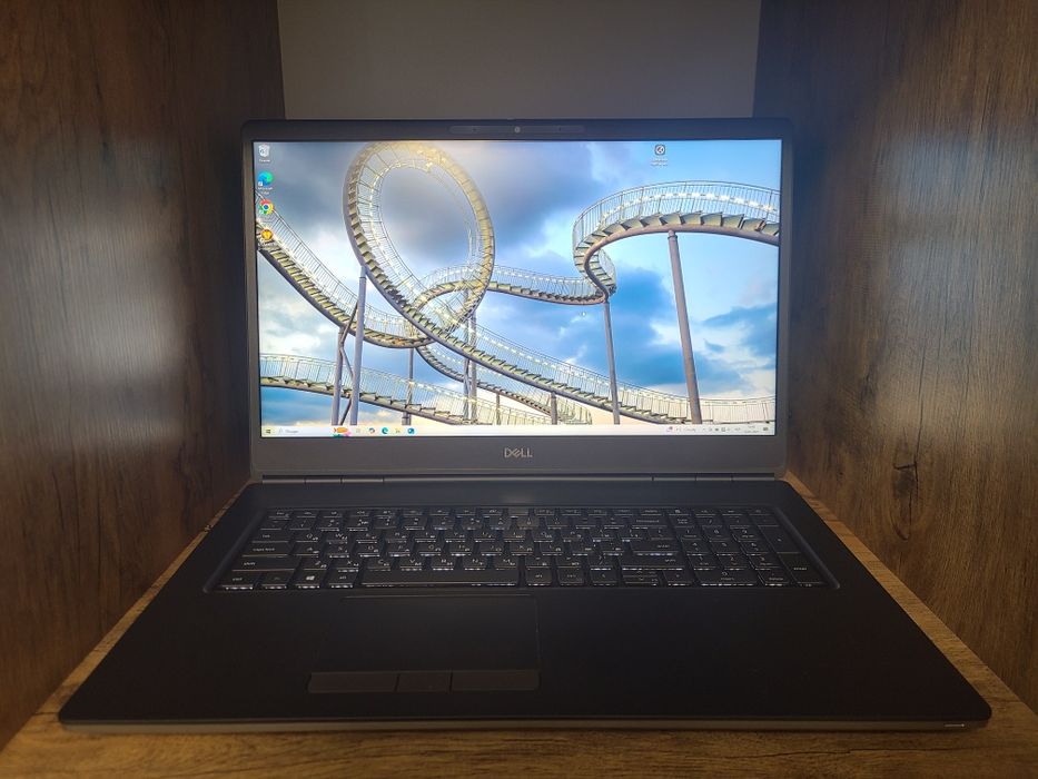 Dell Precision 7750 |i7|32GB| RTX 5000 на 16Gb|1Tb|