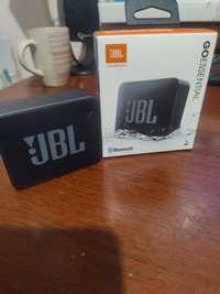 Колонка JBL go essential