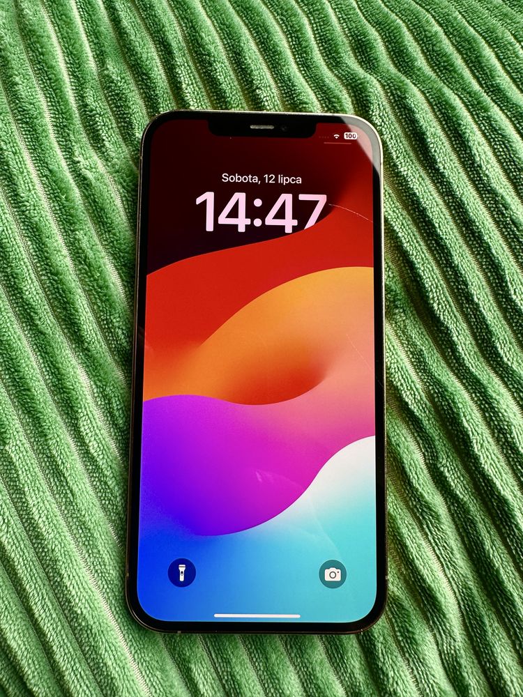 lphone 12 Pro Max zobacz