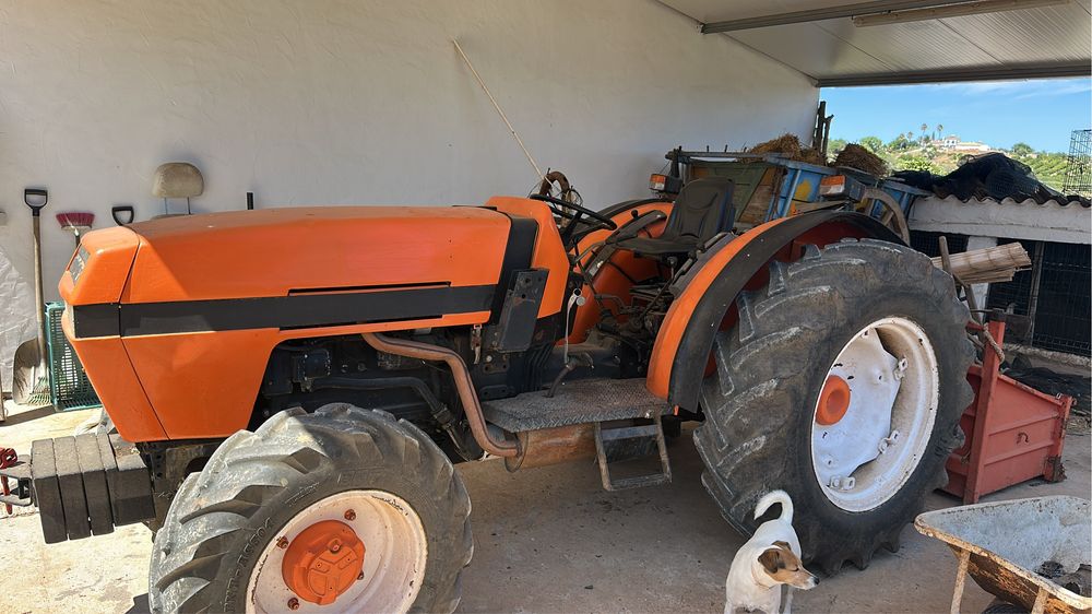 Tractor CASE 2140 65cv