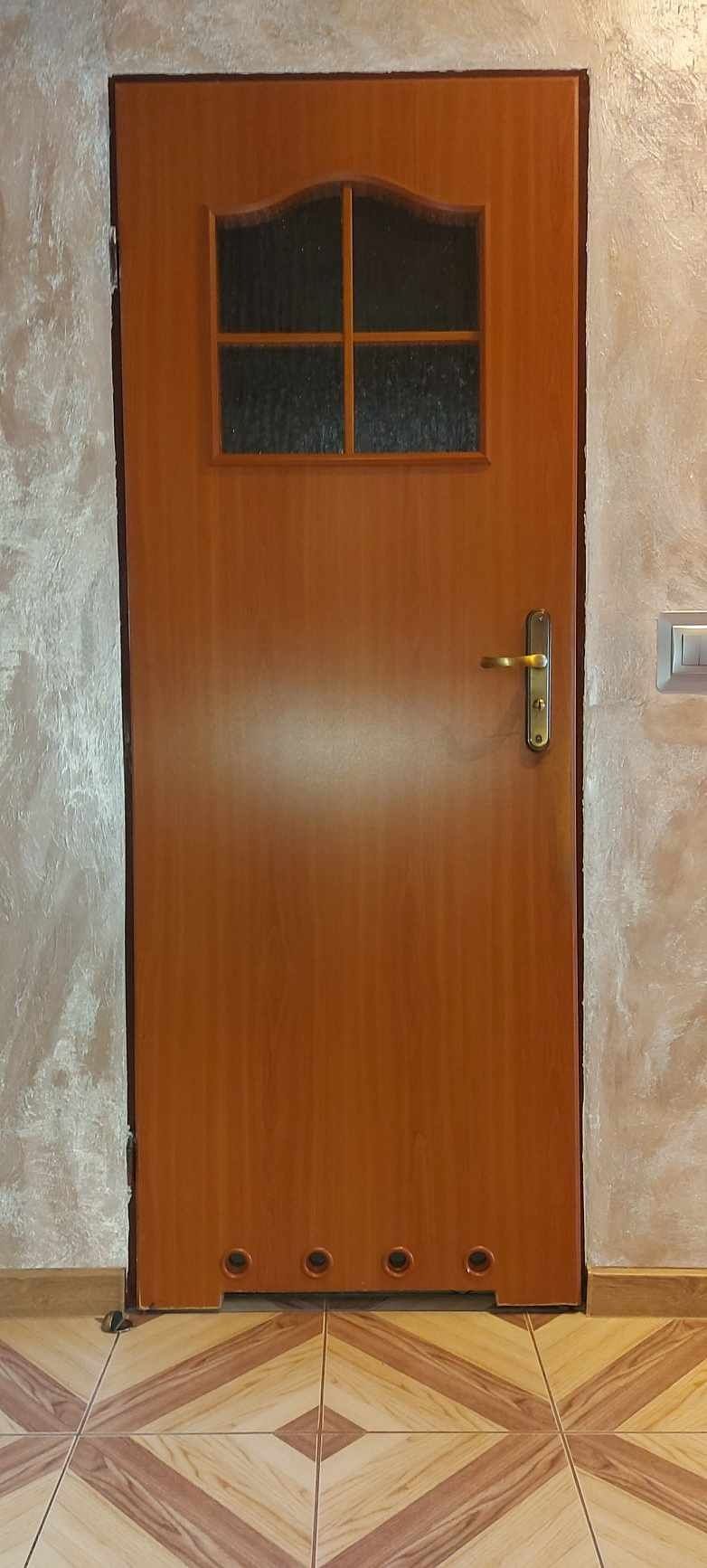 Drzwi wewnętrzne pokojowe, łazienkowe
