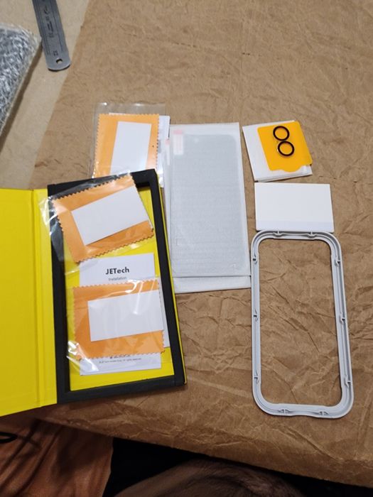 Захисне скло на iPhone 15, 17, 17 Pro, 16 Pro Samsung S24