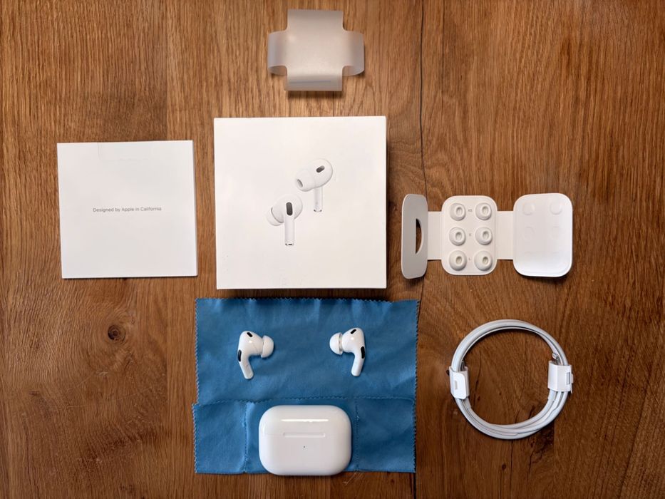 Apple AirPods Pro 2 MagSafe