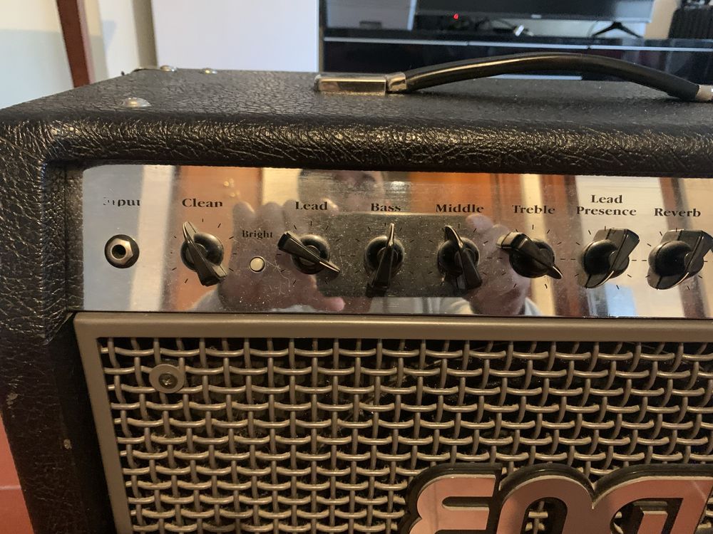 Amplificador valvulado/  Combo Engl Screamer 50