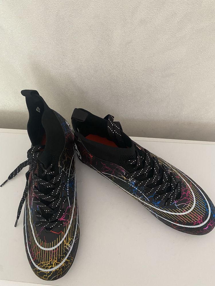 Продам бутси фудбольні з носком SP-Sport Soccer 303-1 нові