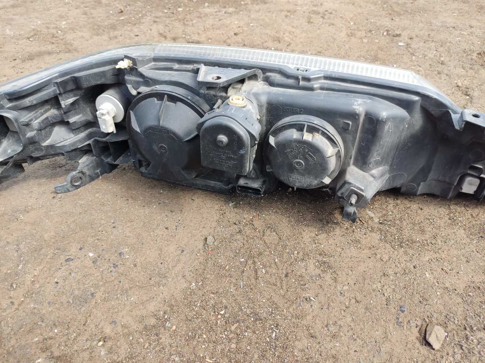 Lampy przód Renault Laguna II 2 Xenon Kompletne Wysyłka