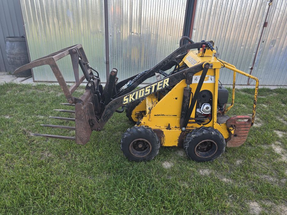 Miniładowarka Skid Steer 4x4