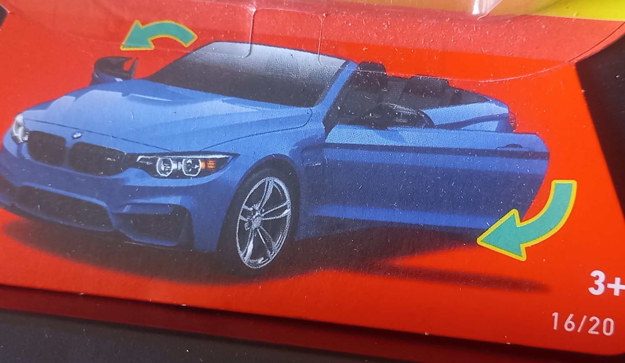 2020 BMW M4 cabriolet (azul , abre portas)