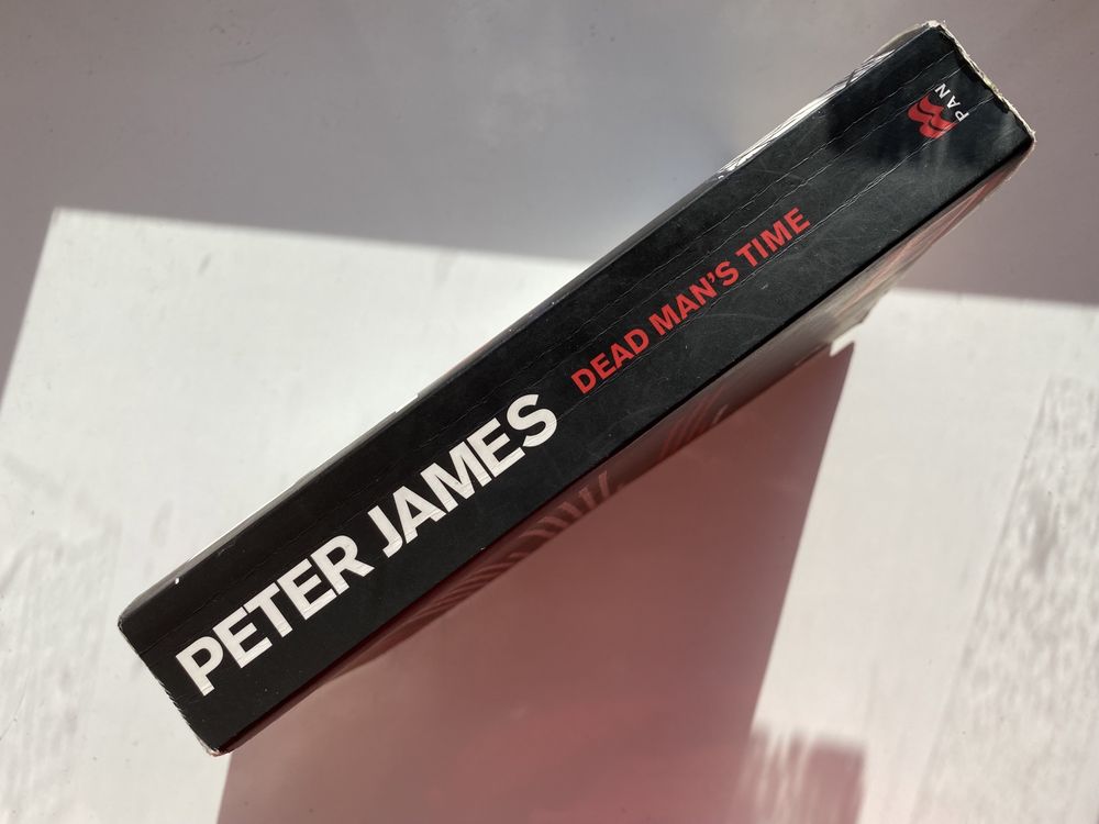 Книга “Dead Man’s Time” Peter James