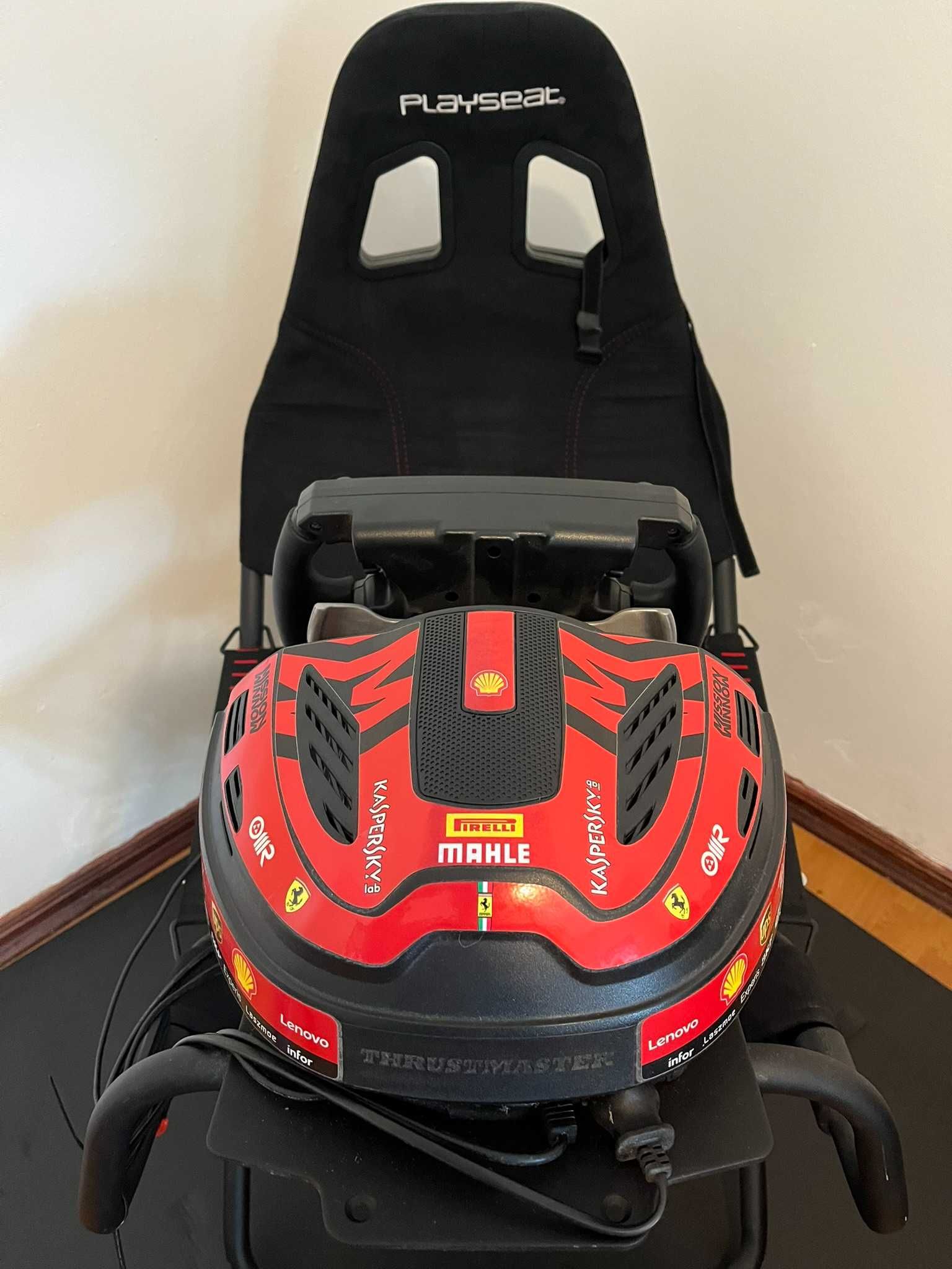 Thrustmaster T300 + Volante F1 + Playseat Challenge