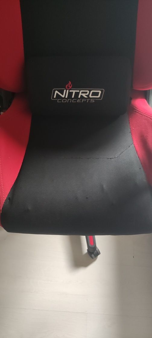 Nitro Concepts S300 Inferno Red