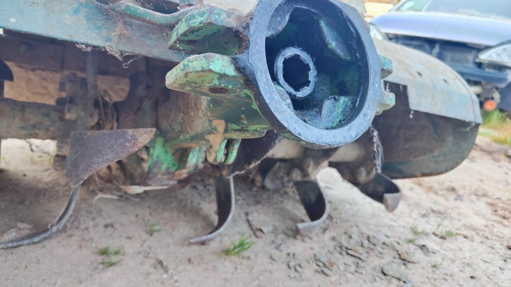 Frese para motocultivador com pouco uso