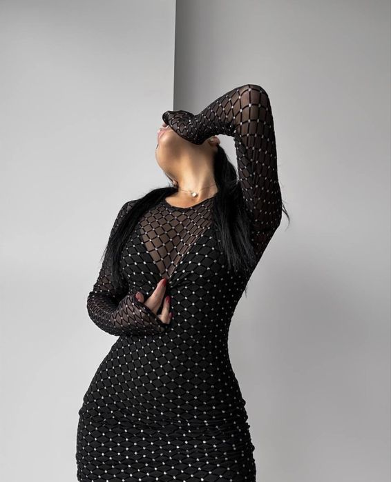 Сукня жіноча чорна