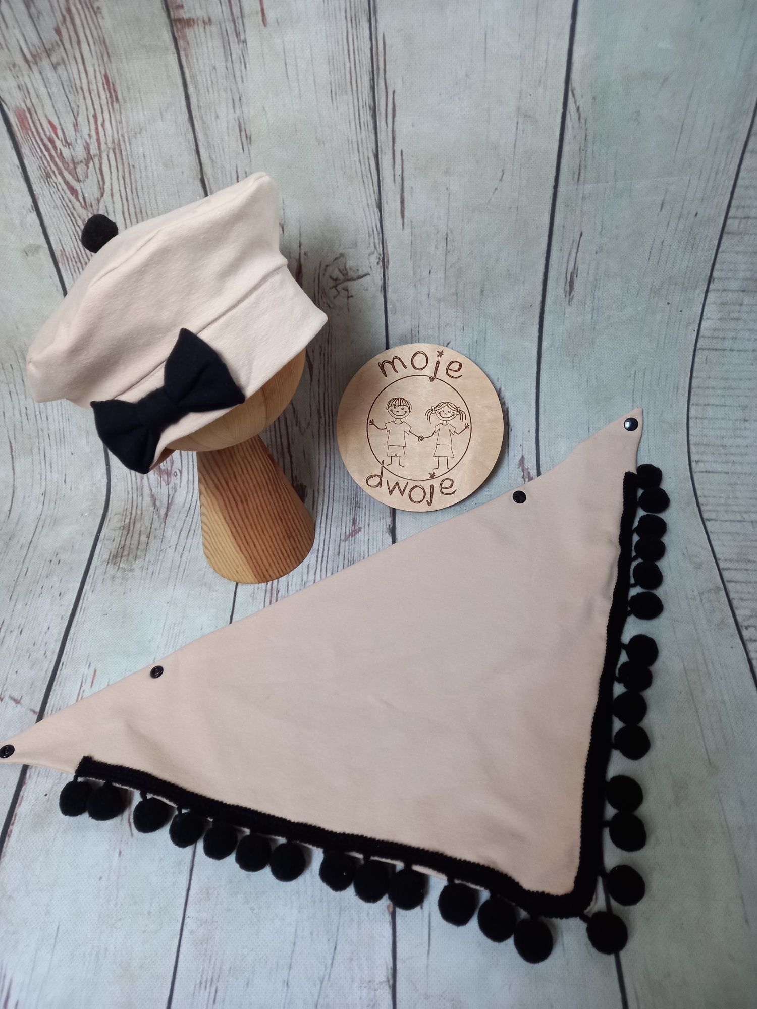 Komplet beret z chustą