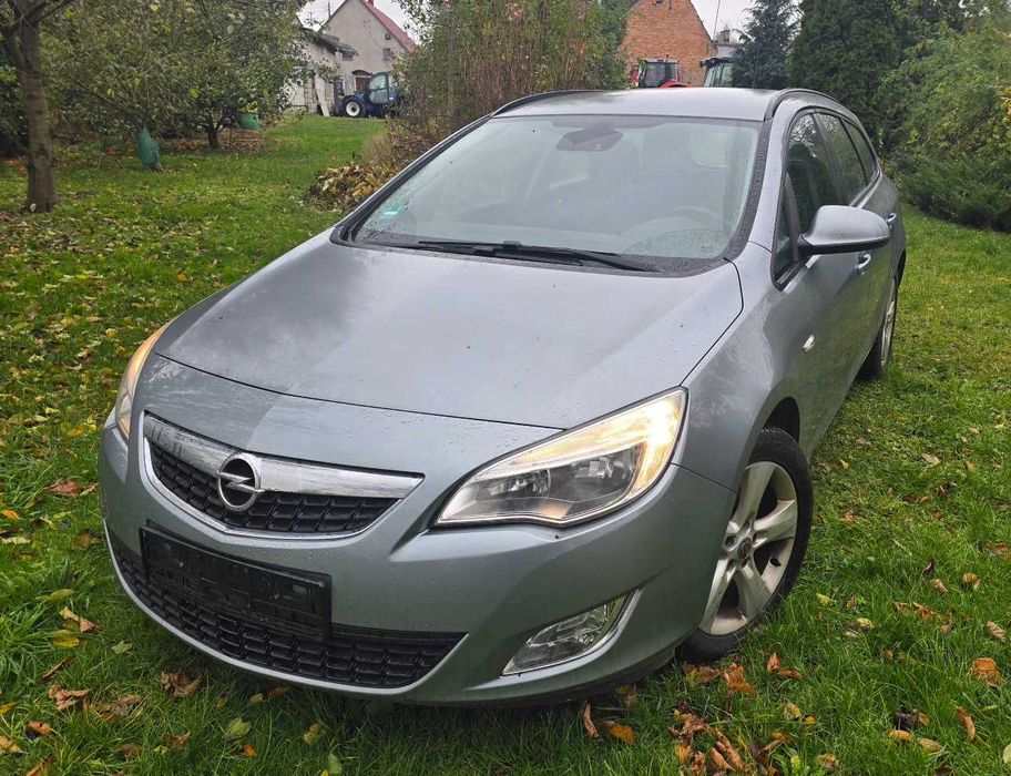 Opel Astra J 1.7cdti  Okazja ZAREJESTROWANA