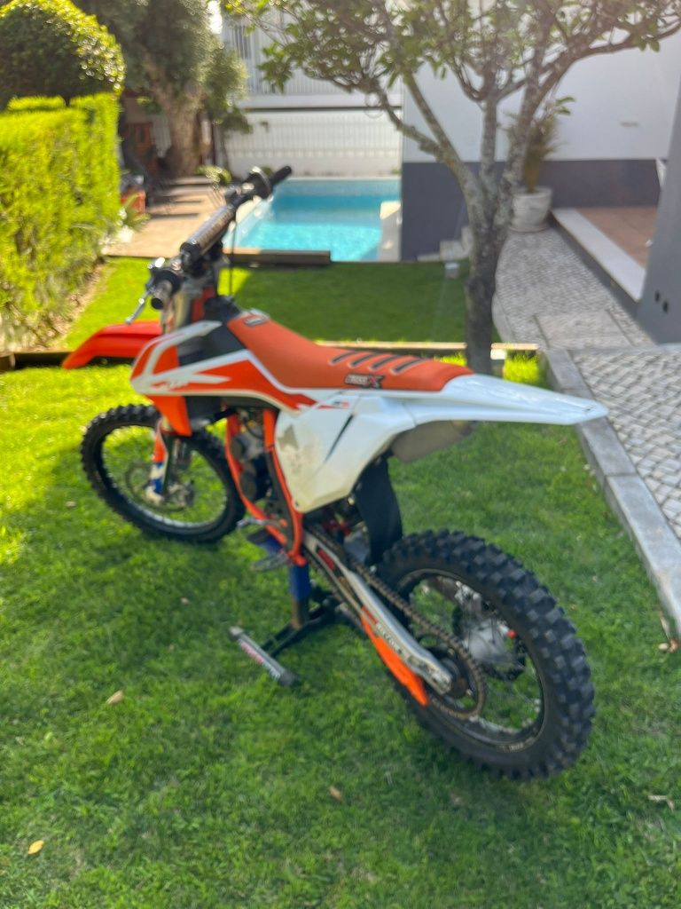 Ktm sx 85 2019 .