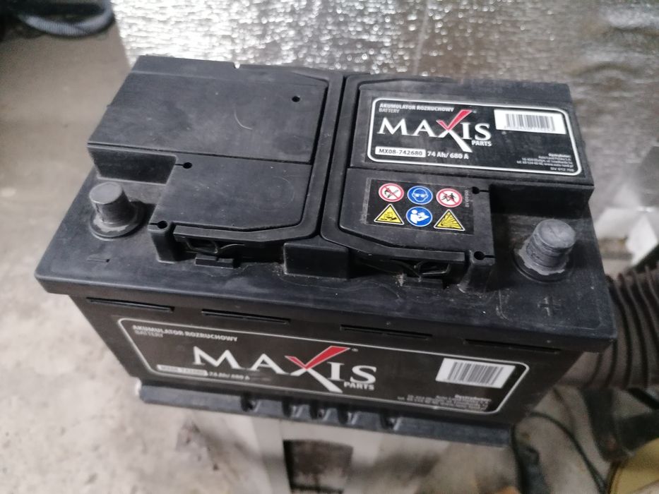 Akumulator Maxis 74Ah 680A P+ 28x17x19