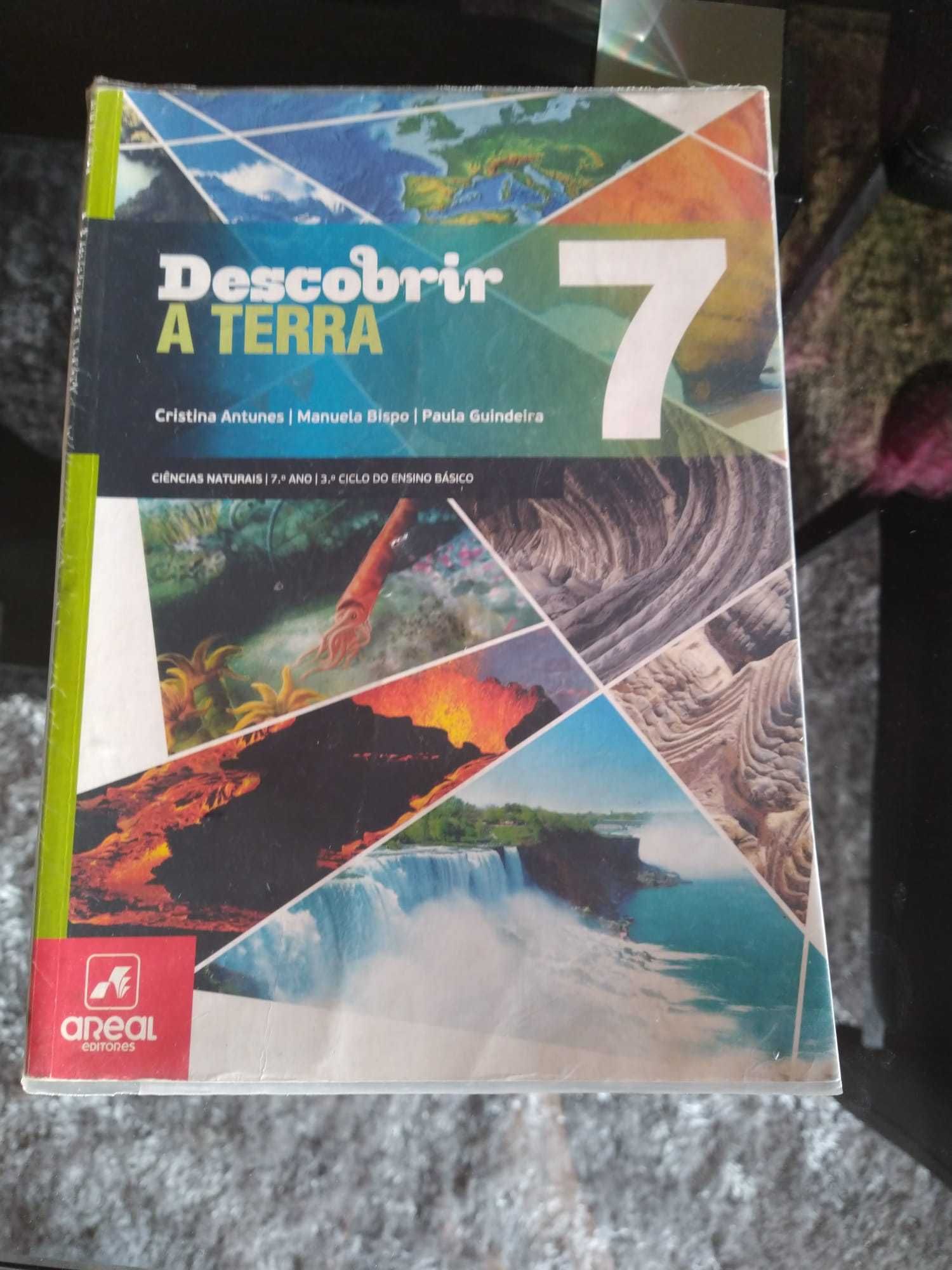 Livro & Caderno - Descobrir A TERRA - Ciências 7.ºAno - Areal Editora