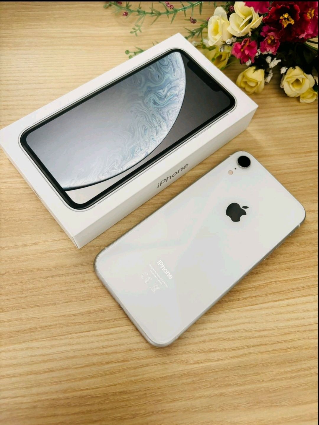 Айфон IPHONE XR 64 гигабайт білий