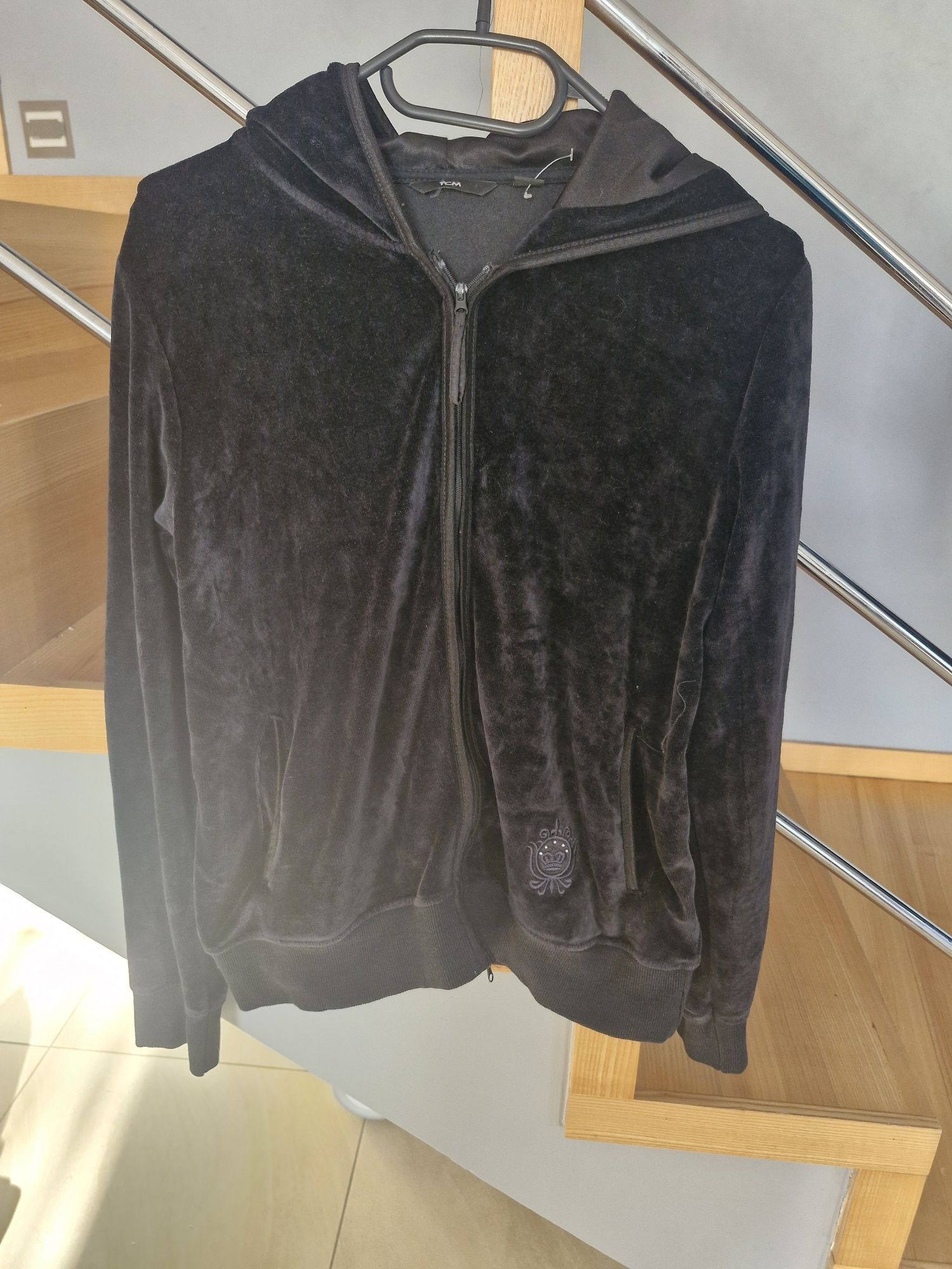Bluza czarna welurowa M/L