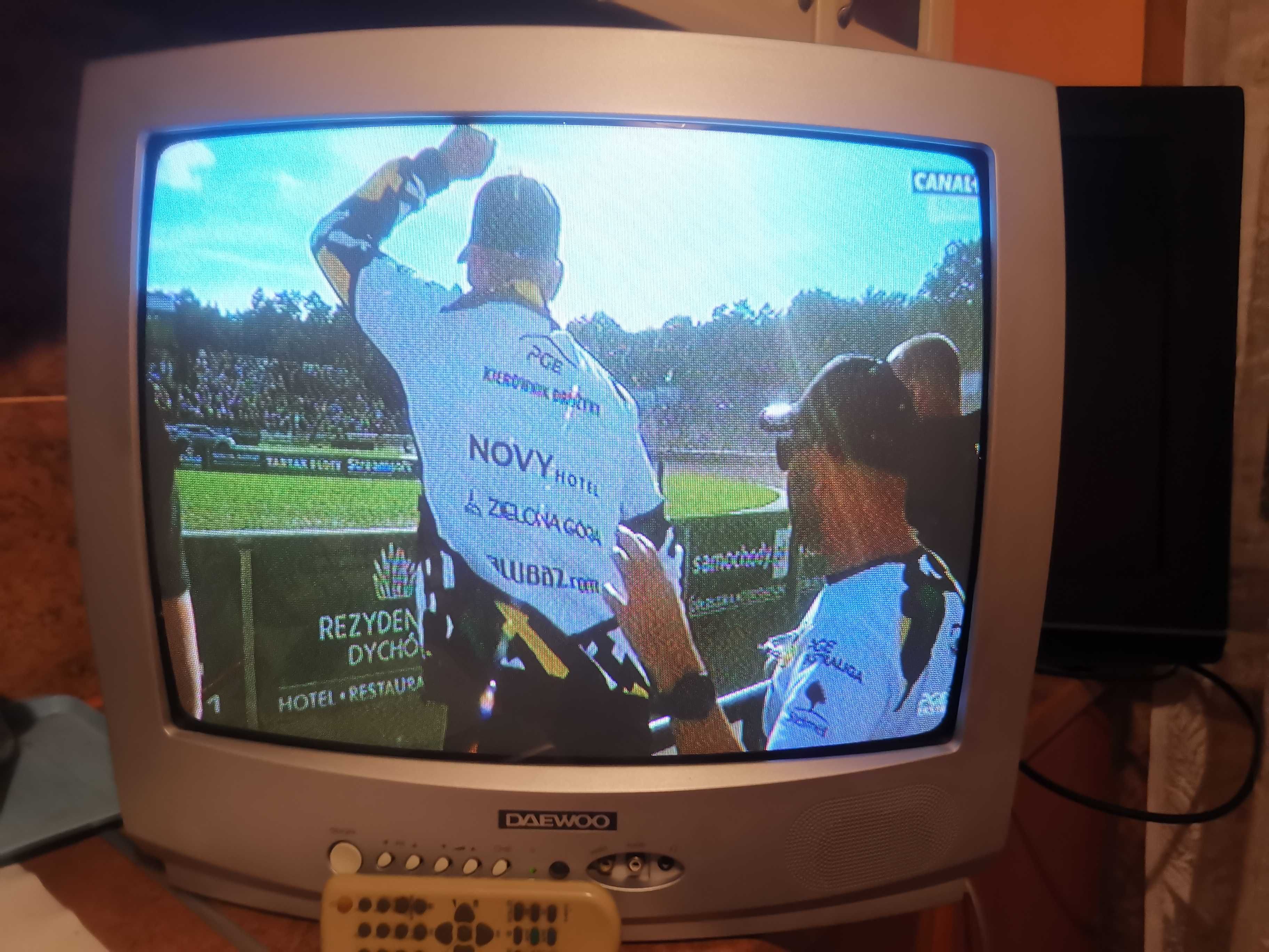 Telewizor DAEWOO 21 cali