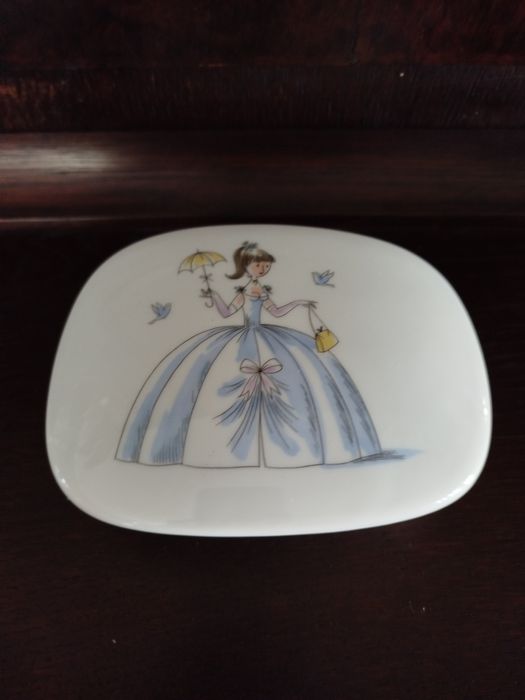 Rosenthal - porcelana  projektu R. Peyneta