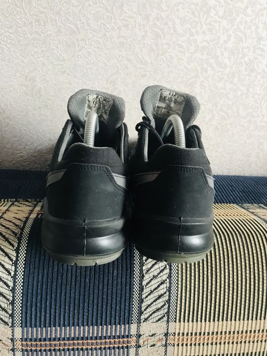 Робоче взуття LX розмір 44, по устілці 28,5  см